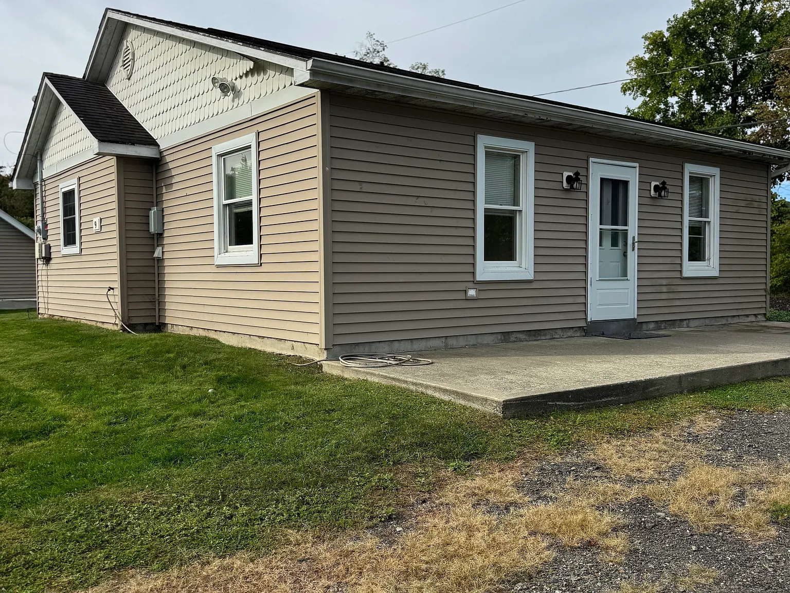 2 bed, $2,800 — Photo 2