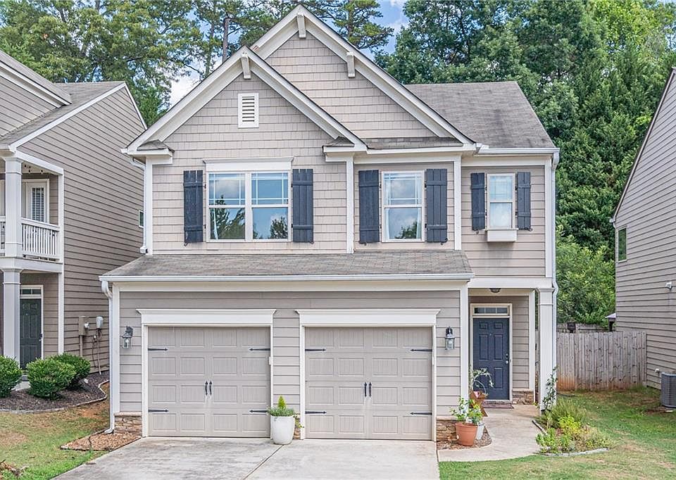 1st image of 205 Highland Village Ln