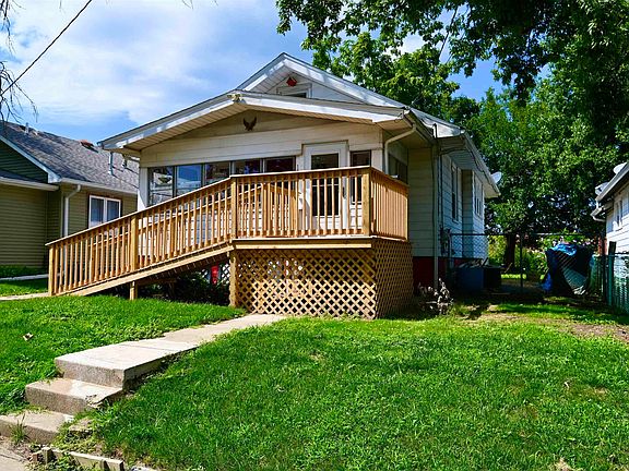 2nd image of 1207 E Moneta Ave