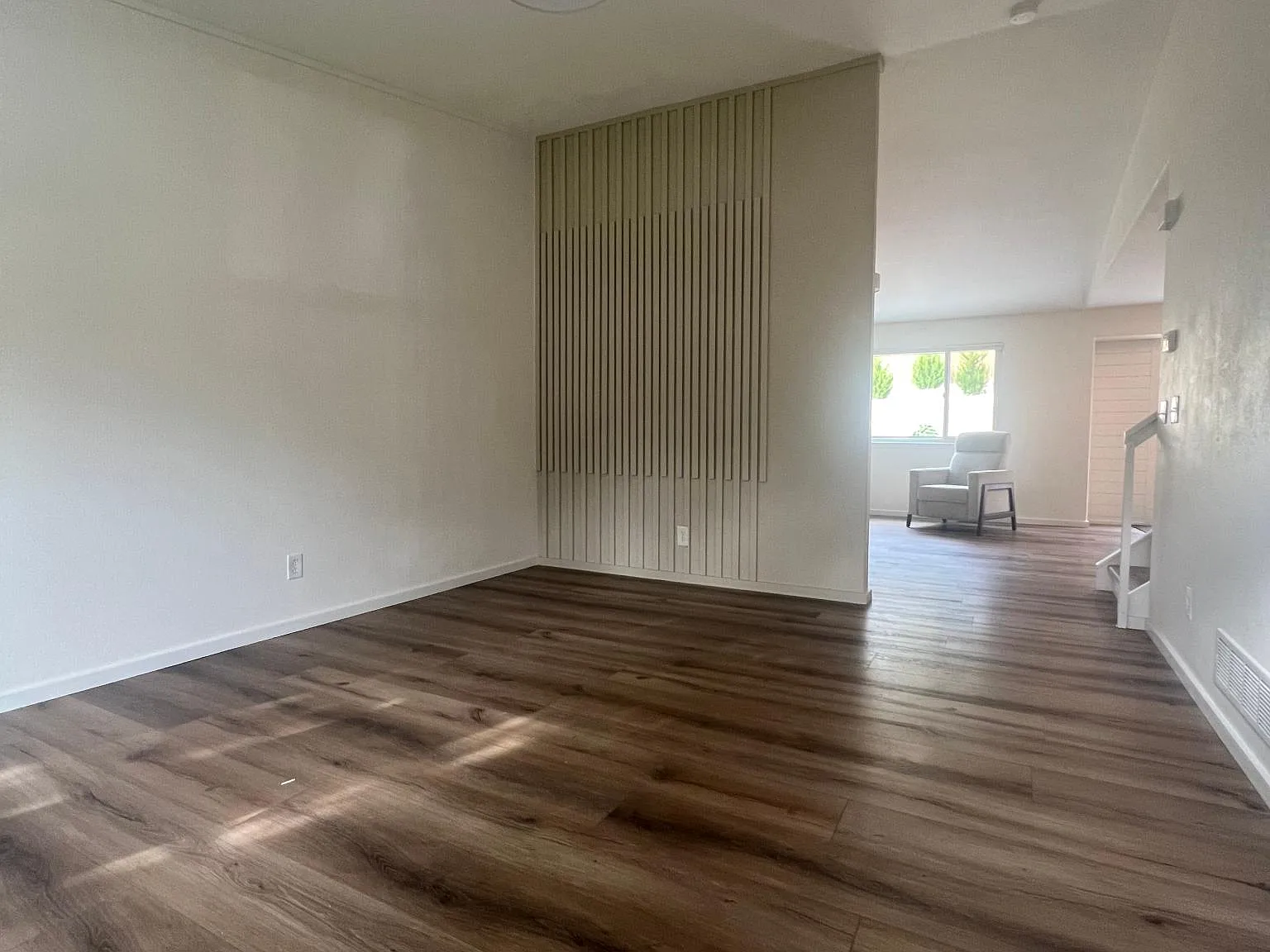 2940 E Yarrow Cir — Photo 2