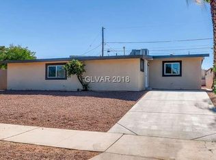1800 Weeping Willow Ln, Las Vegas, NV 89104