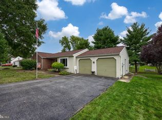 330 Norhurst Rd, York, PA 17402