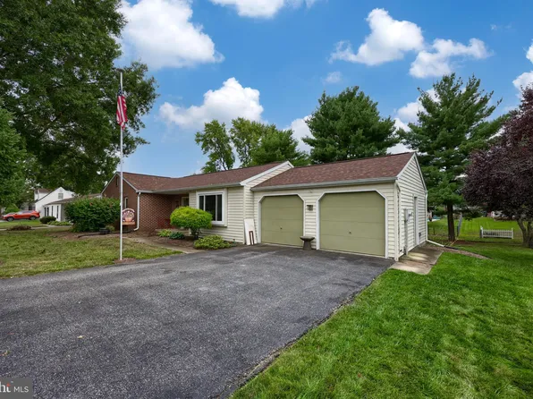 330 Norhurst Rd, York, PA 17402