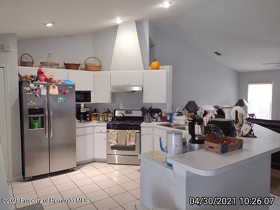 3rd image of 18002 Palm Breeze Dr