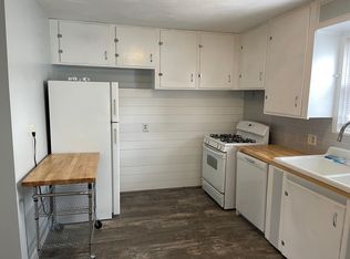 887 Central Ave FLOOR 1, Pawtucket, RI 02861