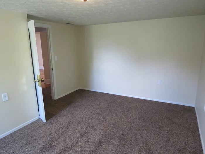 2802 W Old Duvall Ct — Photo 11