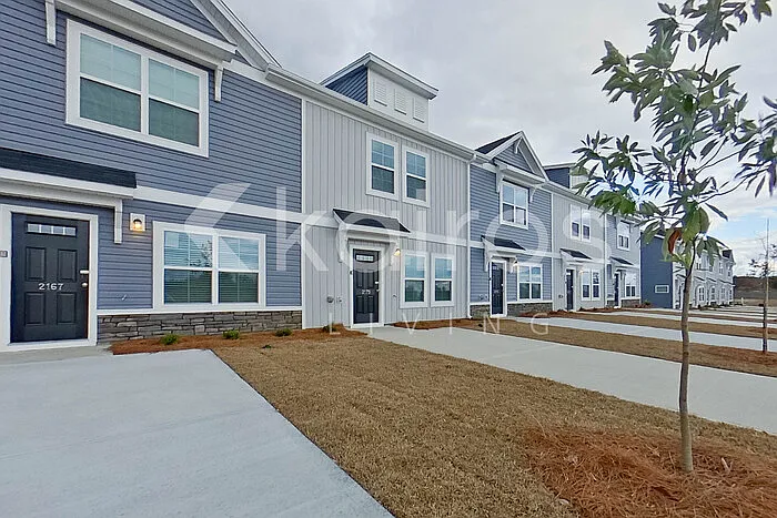 Building Photo - 2179 Banyon Cir