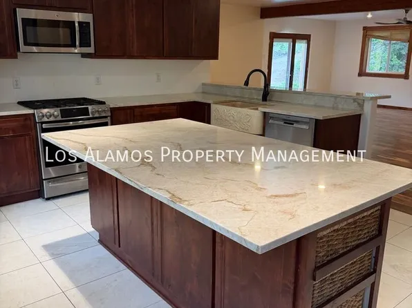 9A Khalsa Way, Espanola, NM 87532