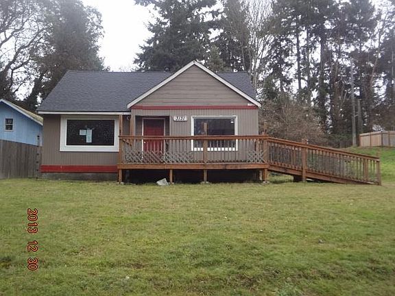 3rd image of 3131 Glendale Dr W