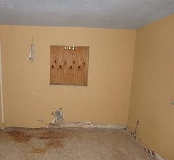3rd image of 21073 NW 37th Ct