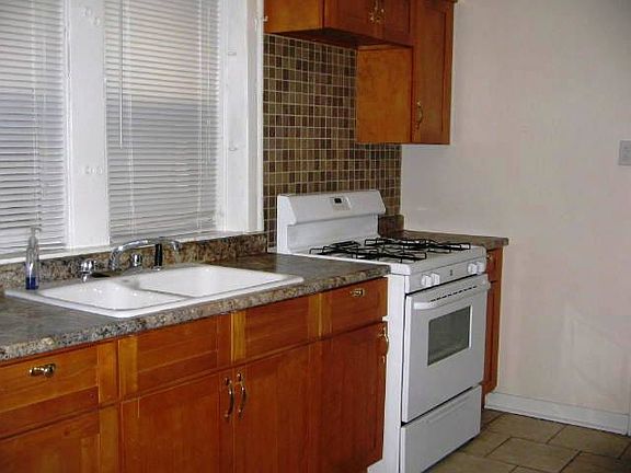 5th image of 8015 S Dobson Ave #1