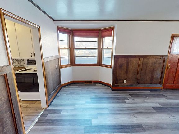 3rd image of 575 12th St