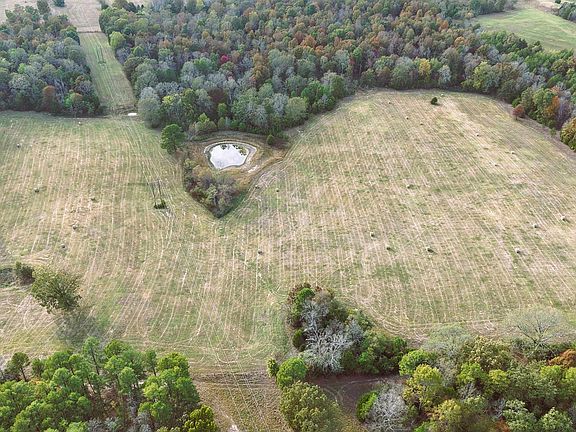 5th image of 500A Big Woods Rd