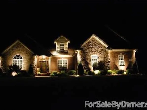 445 Sharps Cove Rd, Gurley, AL 35748