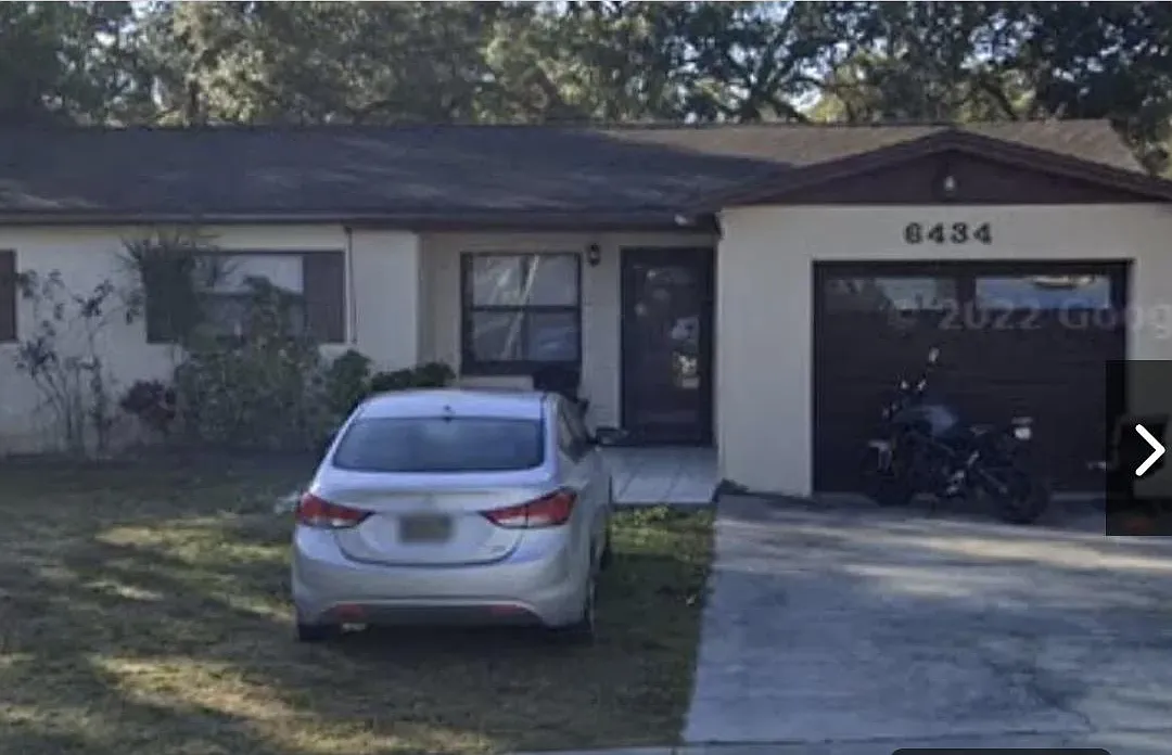 5 bed, 1200 sqft, $900 — Photo 1