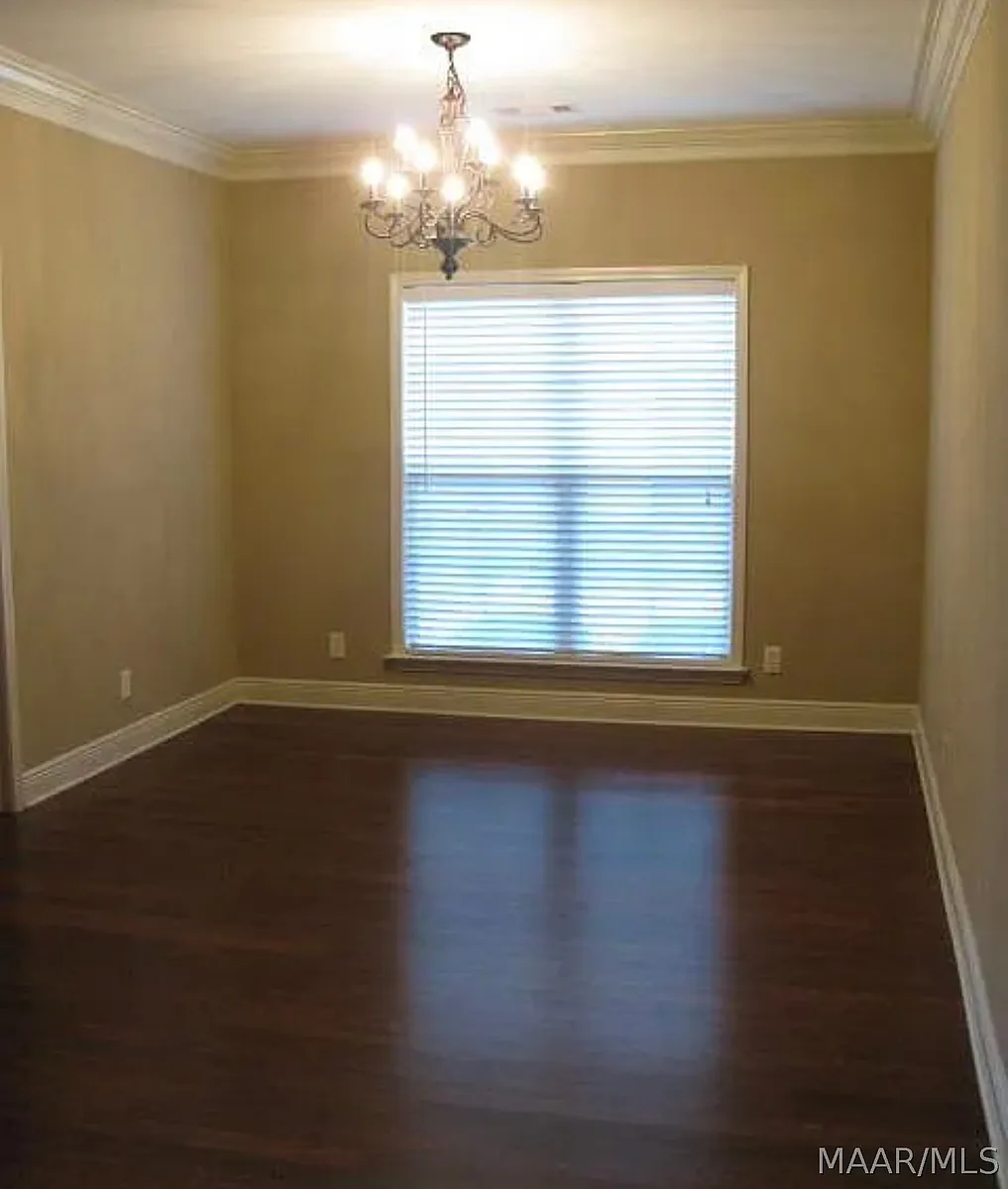 Building Photo - 655 Whistlewood Rd