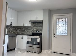 238 Hunter St, Pembroke, ON K8A2N9