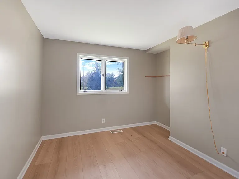 11110 S Highland Dr — Photo 16