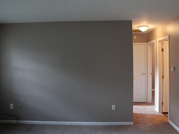 5th image of 8838 Meadow View Dr