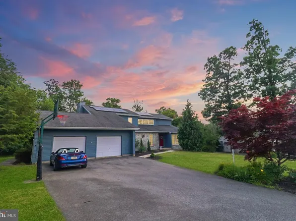 3009 Ridgeview Dr, Orwigsburg, PA 17961