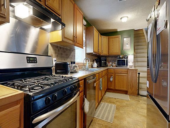 5th image of 820 South St