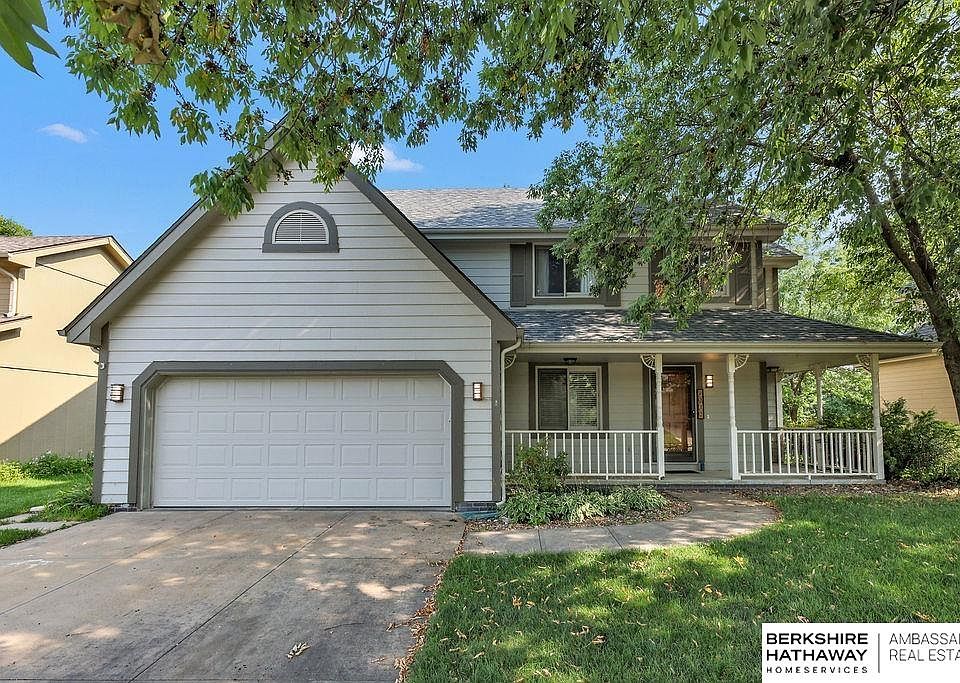 1st image of 2909 Blackhawk Dr