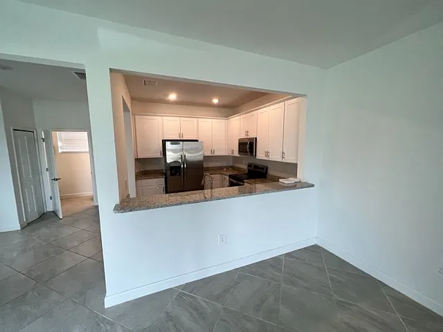14164 Pine Lodge Ln — Photo 7