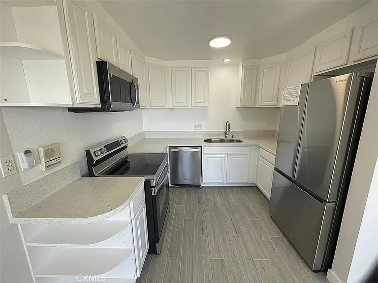 2037 S Coast Hwy #1 — Photo 22