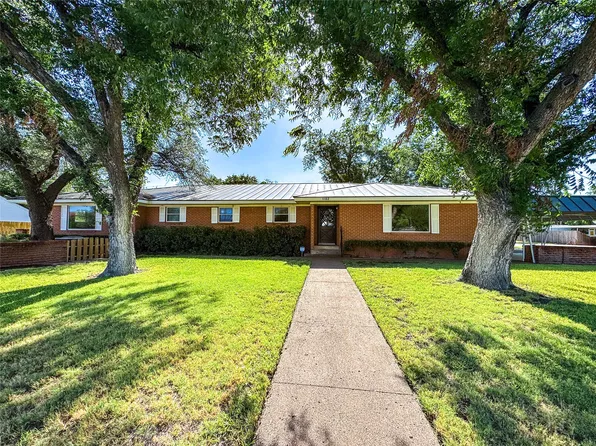 1102 N Avenue G, Haskell, TX 79521