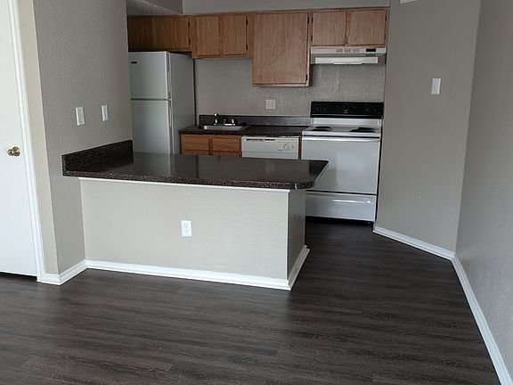 500 Sq Foot One Bedroom