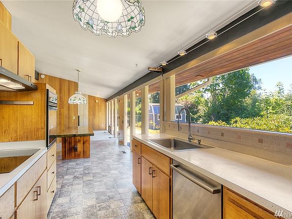 4th image of 12604 23rd Street Ct E