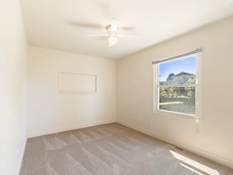 5625 Gables St — Photo 9