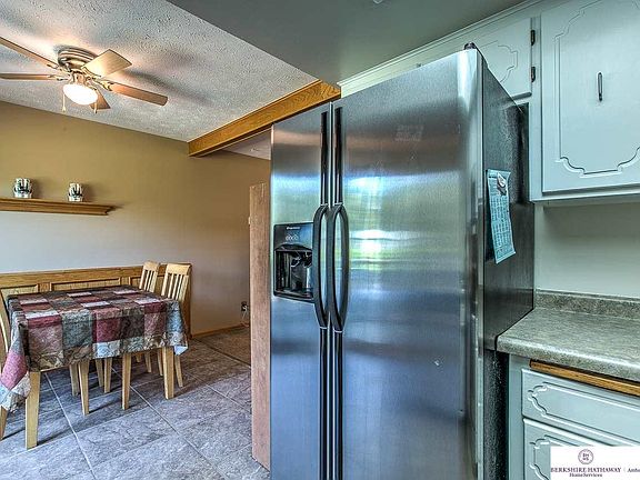 5th image of 5130 Jefferson Cir