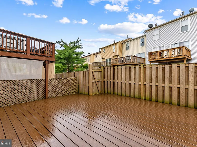 7302 Rokeby Dr — Photo 34