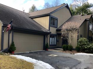 420A Bromley Pl #4201, Wyckoff, NJ 07481