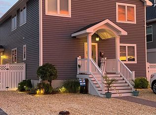 403 8th Ave, Seaside Heights, NJ 08751