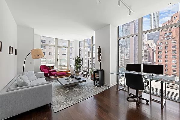 1st image of 207 E 57th St APT 10B