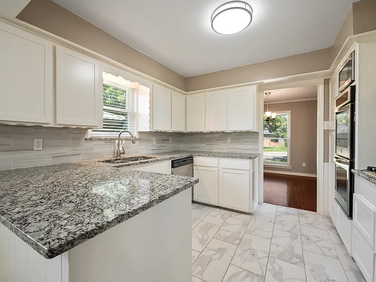 4316 Cinnabar Dr — Photo 6