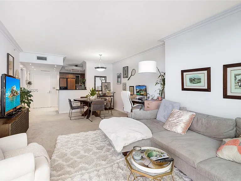 335 S Biscayne Blvd #802 — Photo 8