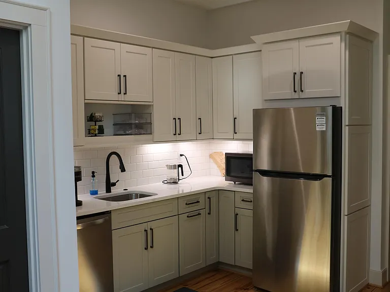 840 Meeting St #B2 — Photo 11