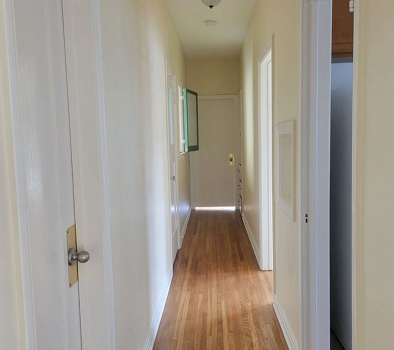 1st image of 1351 W 9th St #10538227