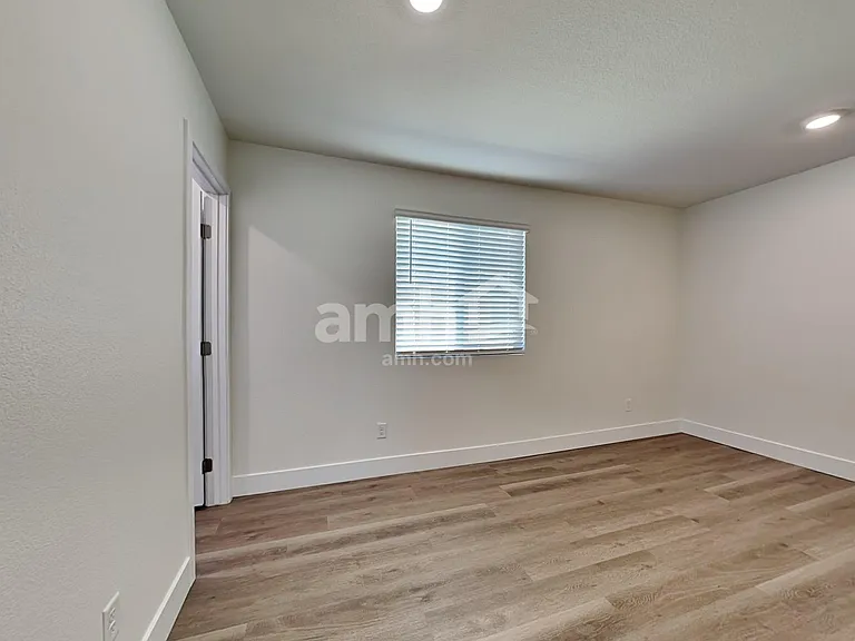 137 Nico Azalea Ln — Photo 15