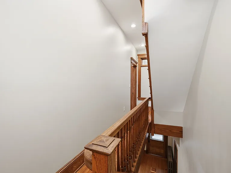 922 E Capitol St NE — Photo 21