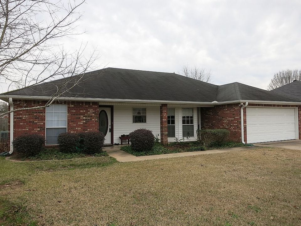 1st image of 715 Oakland Dr