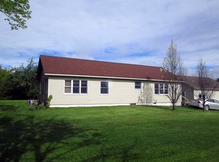 7401 00.25 Rd, Garden, MI 49835