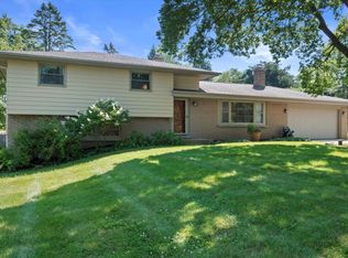 11630 N Riverland Rd, Mequon, WI 53092