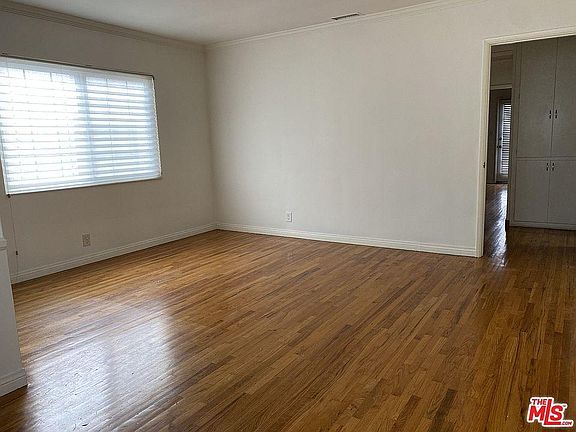 2nd image of 4271 Grand View Blvd