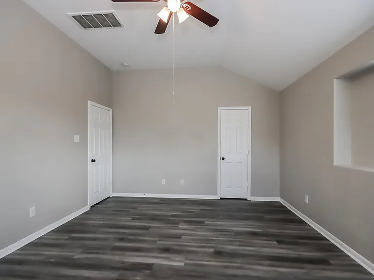 7215 Fox Scene Dr — Photo 10