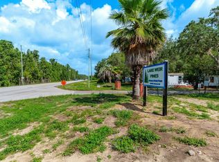 14455 E Highway 25, Ocklawaha, FL 32179