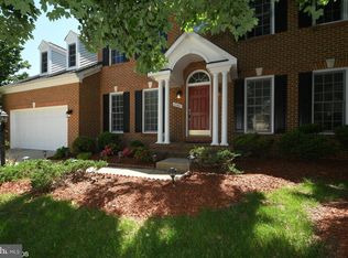 2144 Tysons Executive Ct, Dunn Loring, VA 22027